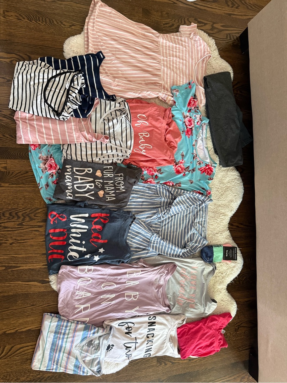 Mixed Women's Maternity Tops/dress Bundle -